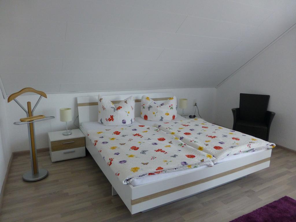 Ferienwohnung Irmgard Und Ferienwohnung Gerlinde Waldbrunn  Quarto foto
