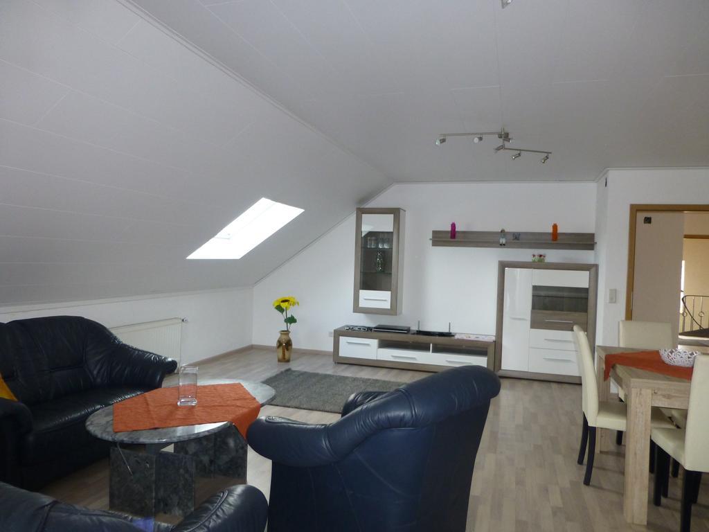 Ferienwohnung Irmgard Und Ferienwohnung Gerlinde Waldbrunn  Quarto foto